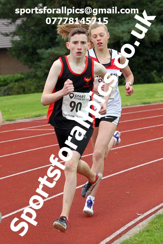 800 metres, NECAA Open Meeting, Morpeth, Sunday, September 27th. David T. Hewitson/Sports for All Pics
